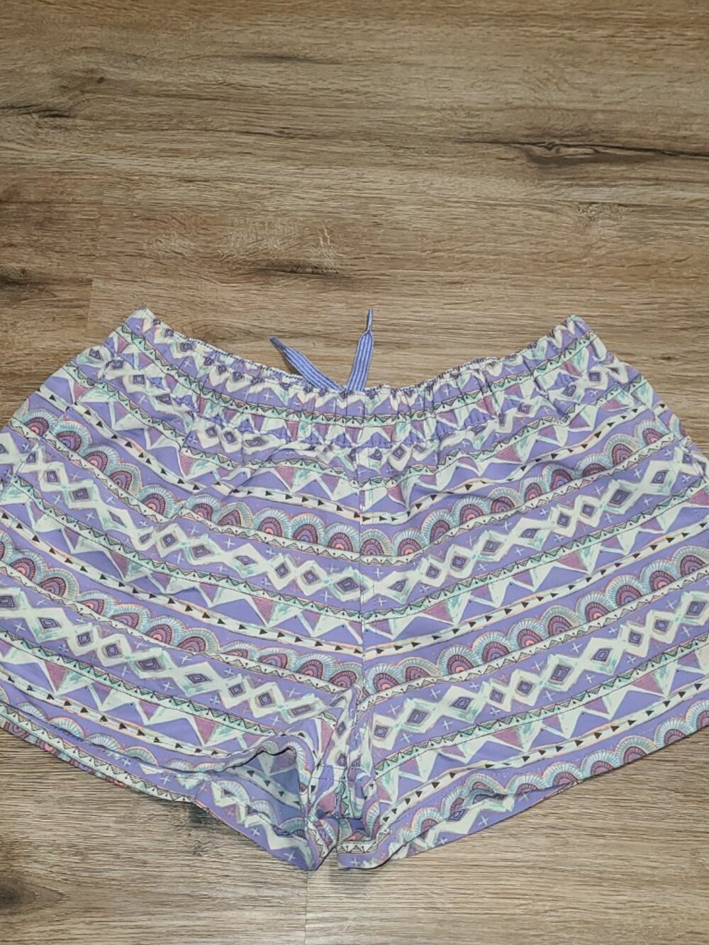 Patagonia women S Barely Baggies Shorts Unlined Nylon Tribal 2.5in - Picture 2 of 6